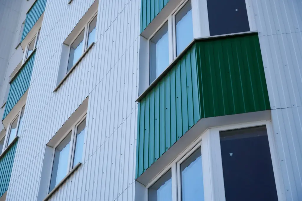 Why Metal Siding Is Gaining Popularity Among Modern Homeowners - Noah's